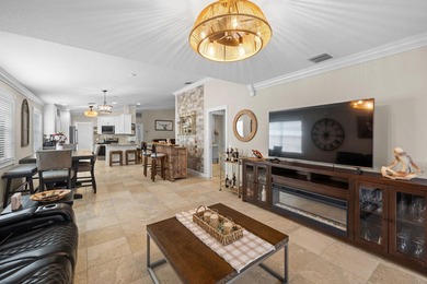 Meticulously maintained pool villa located in the highly - photo 20