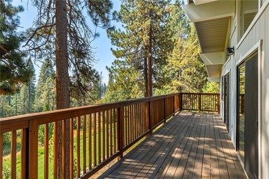 Beautifully situated on the 17th tee of the Incline Village - photo 25