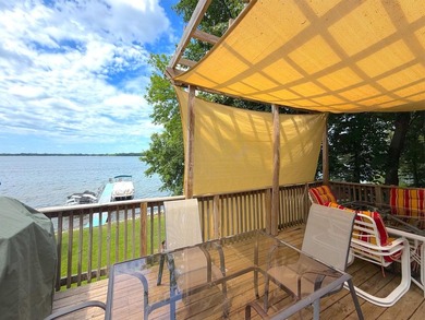Nestled along the shores of beautiful Lake Francis, this - photo 27