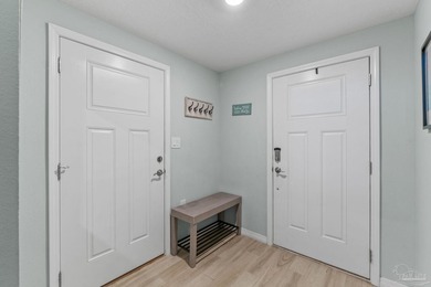 PRICE IMPROVEMENT ON THIS CORNER/END UNIT-TOWNHOME!! Experience - photo 5