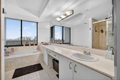 HIGH FLOOR 2 BED /2 BATH UNIT WITH TILE FLOORS THROUGHOUT - photo 36