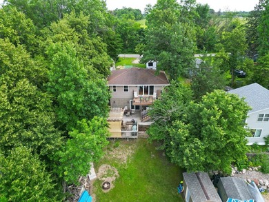 Nestled along the shores of beautiful Lake Francis, this - photo 44