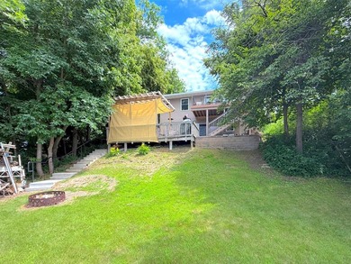 Nestled along the shores of beautiful Lake Francis, this - photo 46