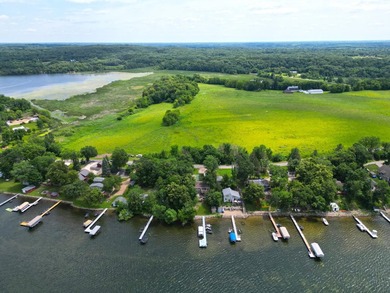 Nestled along the shores of beautiful Lake Francis, this - photo 49