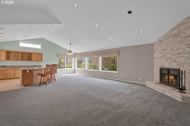 The beach is calling! Located in the coveted gated oceanfront - photo 5