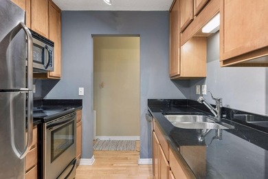 Welcome to the Lowry Hill Park Condominiums! Located directly - photo 11