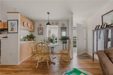 Welcome to this beautifully maintained 3-bedroom, 2-bath - photo 14