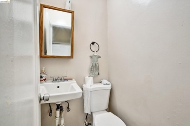 Welcome to 1390 and 1396 Highland Blvd, Hayward, CA 94542 - a - photo 18