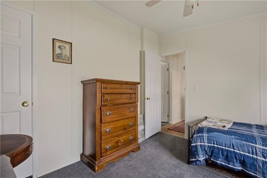Welcome to this beautifully maintained 3-bedroom, 2-bath - photo 20