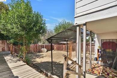 Welcome to 1390 and 1396 Highland Blvd, Hayward, CA 94542 - a - photo 24