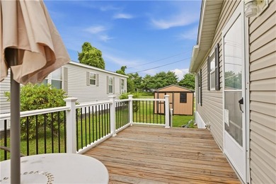 Welcome to this beautifully maintained 3-bedroom, 2-bath - photo 33