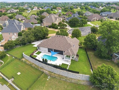 Experience luxury living at this exceptional 3 bed, 3 bath, 3 - photo 35