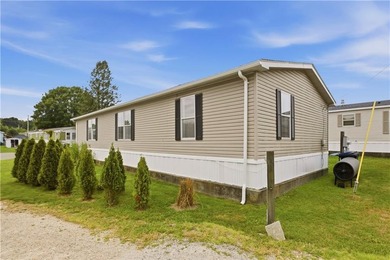 Welcome to this beautifully maintained 3-bedroom, 2-bath - photo 35