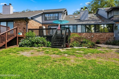 WATERFRONT beautifully updated 3-bedroom, 2-bath townhome - photo 37