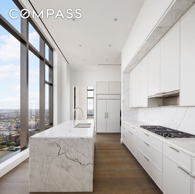 Commanding an entire floor, Penthouse 72 at Sutton Tower offers - photo 6