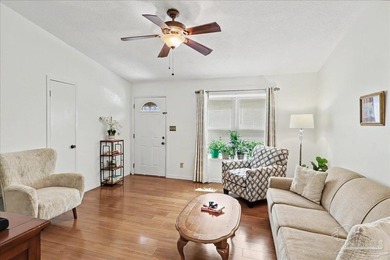 Charming and well-maintained 3-bedroom, 2-bath home built in - photo 8