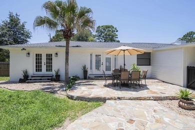 Move In Ready, one level, 2083 sq ft. brick home with 4 Bedrooms - photo 6
