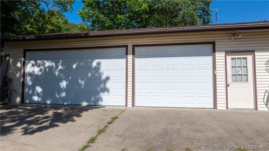 Discover this stunning, flat lakefront property with no HOA - photo 11