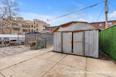 Welcome to this 2-bedroom, 3.5-bath home located in Brooklyn - photo 14