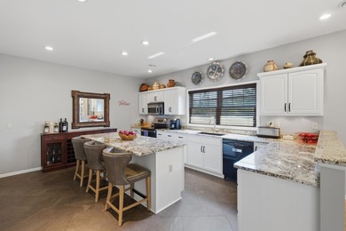 Showings begin 7/23. Opportunities like this don't come along - photo 21