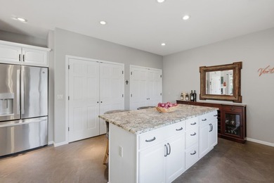 Showings begin 7/23. Opportunities like this don't come along - photo 28