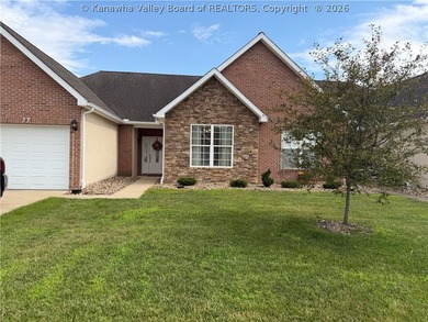 MAINTENANCE-FREE LIVING IN GATED COMMUNITY! THIS ONE-OWNER, ONE - photo 3