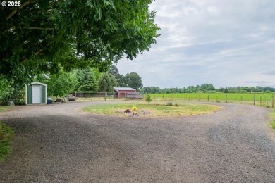 Gorgeous custom 4bed/3bath + office home on 5.63 acres. Back - photo 3