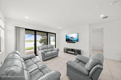 AMAZING price on this villa in the maintenance-free, luxury - photo 15