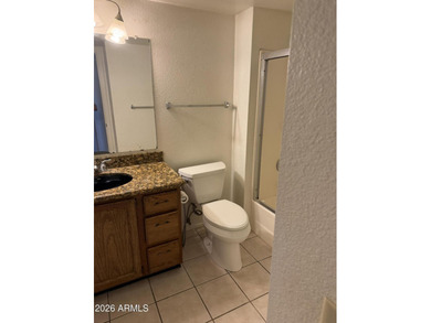 Beautiful 3 bedroom, 3 bathroom tri-level townhome, Great Value - photo 23
