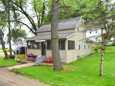Lake Home For Sale in Conneaut Lake, Pennsylvania