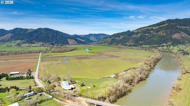 This renowned farmland was home to the famous Henry Estate - photo 3