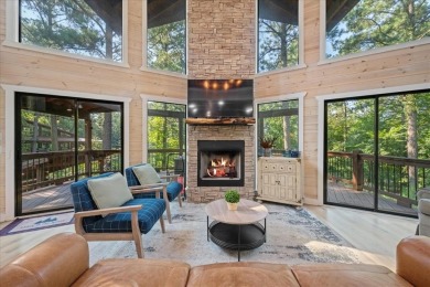 Broken Bow Lake Home For Sale in Broken Bow Oklahoma