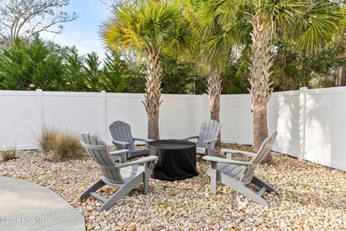 COASTAL CHARM and WATERWAY VIEWS!! This fully furnished beach