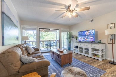 Ready to live the Lake Life? This fully renovated, move-in ready - photo 4