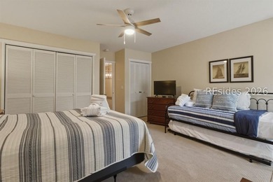 Beautifully furnished and updated 2 bedroom, 2.5 bath villa in - photo 25