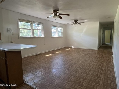 Welcome home to this 3 bedroom, 1.5 bath home tucked away on a - photo 8