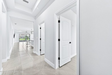 PANGEA PARK LAKEFRONT GEM IN WEST VIERA! Stunning 4-bedroom, 2 - photo 12
