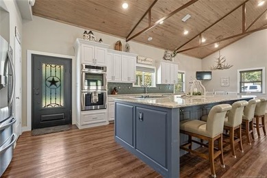 Private 3-bedroom, 2-bath metal home on 40 wooded acres in - photo 15