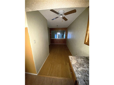 Unlock the potential of this amazing townhouse opportunity. A - photo 19