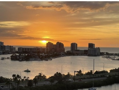 Stunning Penthouse Condo with Direct Waterfront Views of - photo 2
