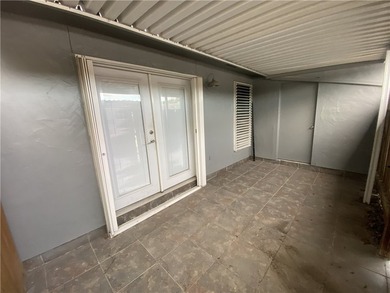 Unlock the potential of this amazing townhouse opportunity. A - photo 26