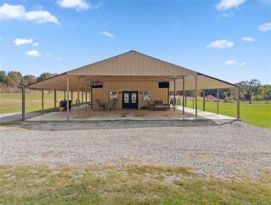Private 3-bedroom, 2-bath metal home on 40 wooded acres in - photo 34