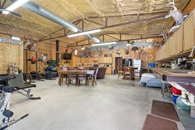Private 3-bedroom, 2-bath metal home on 40 wooded acres in - photo 43