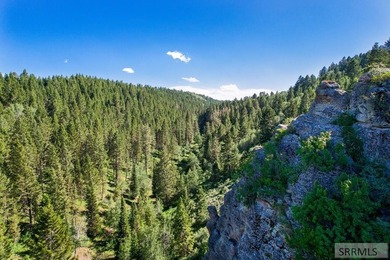 Set beneath the towering Big Hole Mountains, this 292-acre - photo 16