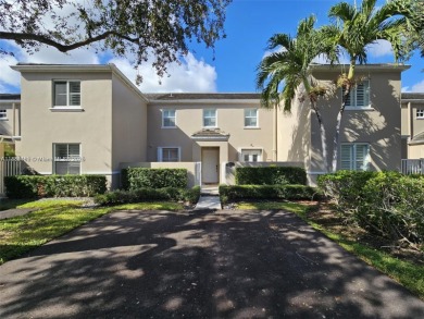 Lake Townhome/Townhouse For Sale in Miami, Florida