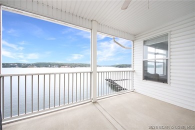 Discover lake living at its best in this top-floor 3 bedroom - photo 22