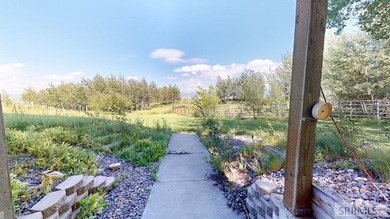 Set beneath the towering Big Hole Mountains, this 292-acre - photo 60