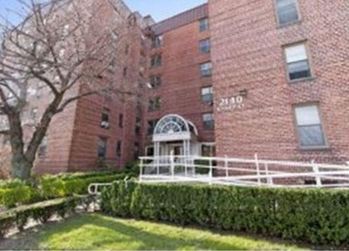 Marine Park! Roomy 2 Bedroom Co-Op in Brigham Park #3 - photo 1