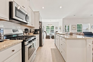 Welcome to coastal living at its finest in Harbor Club, a - photo 13