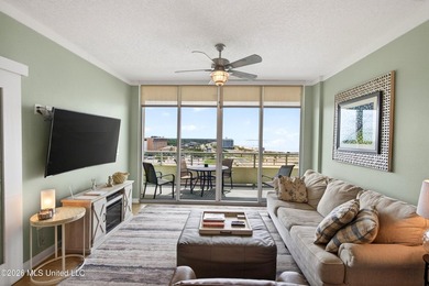 Furnished 9th-Floor Luxury Oasis with Million-Dollar Views! - photo 17